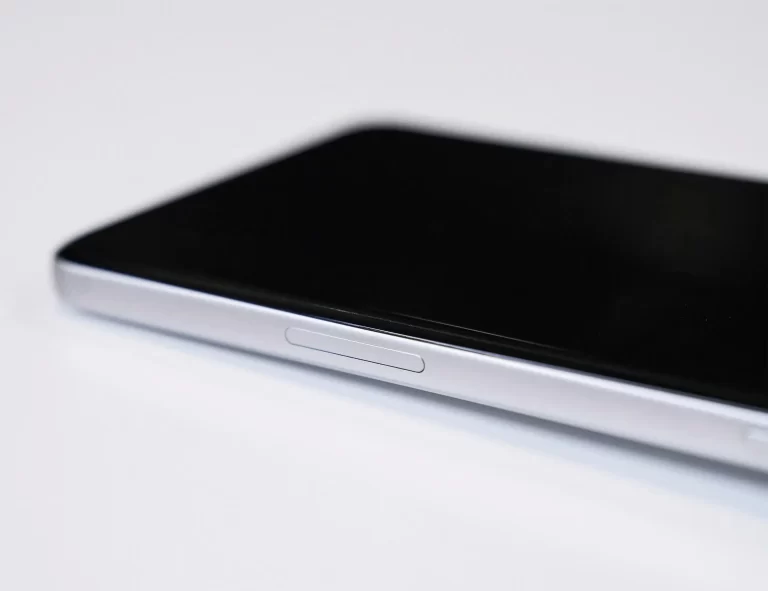 OPPOの新スマートフォン『Find X8 Pro』が魅せるカメラ機能
